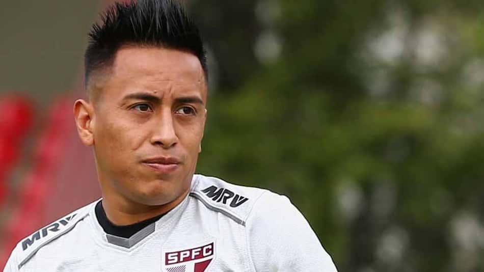 Cueva e São Paulo recusam proposta do futebol chinês de R$ 48 milhões