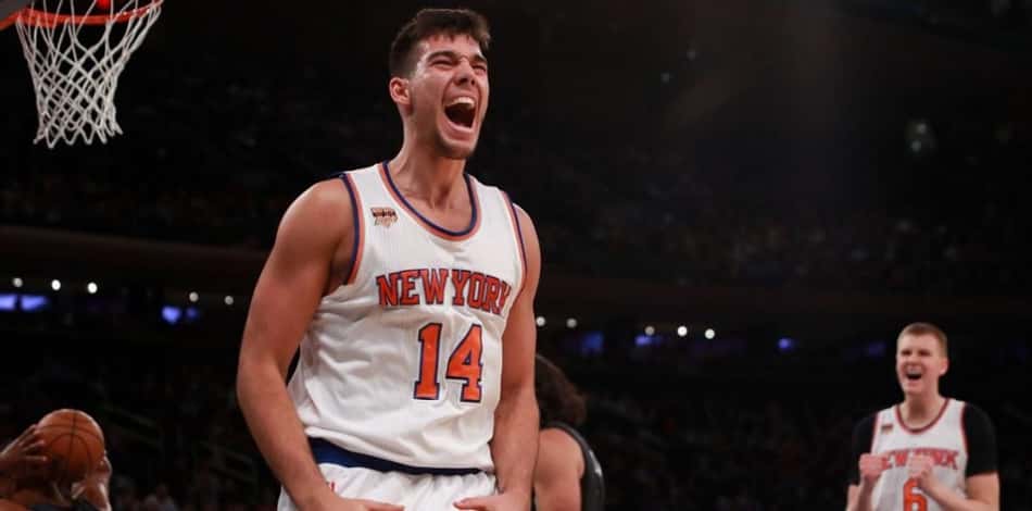 Knicks acerta envio de Willy Hernangomez para o Hornets