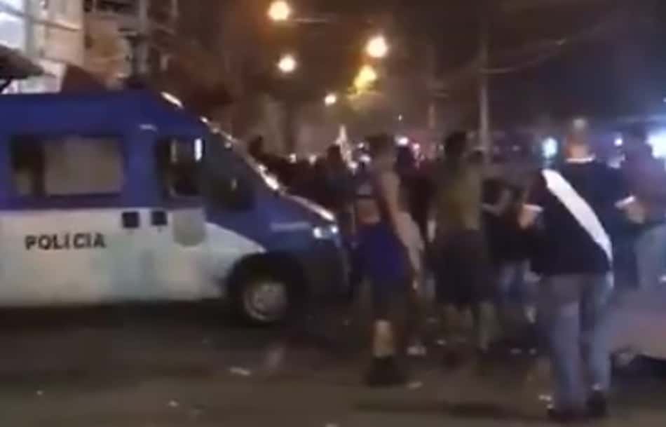 Briga em São Januário após a partida. Veja imagens da vitória do Vasco na galeria a seguir 