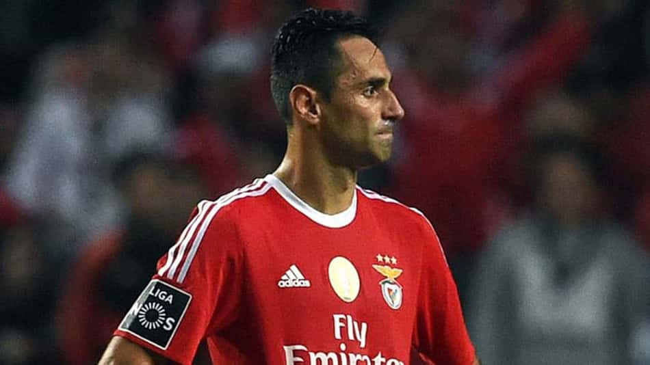 Lesão de Jonas causa apreensão após substituição, diz jornal português