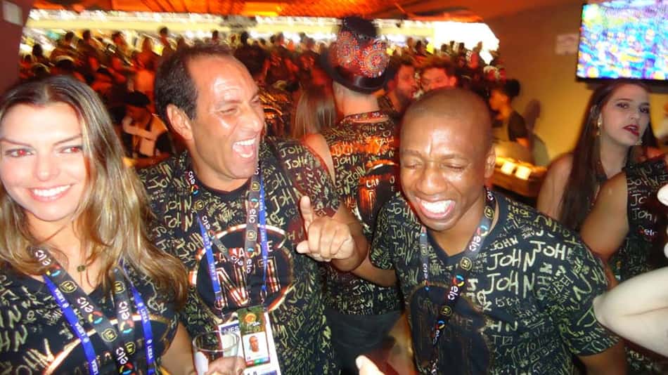 Confira os atletas que estão curtindo o Carnaval!
