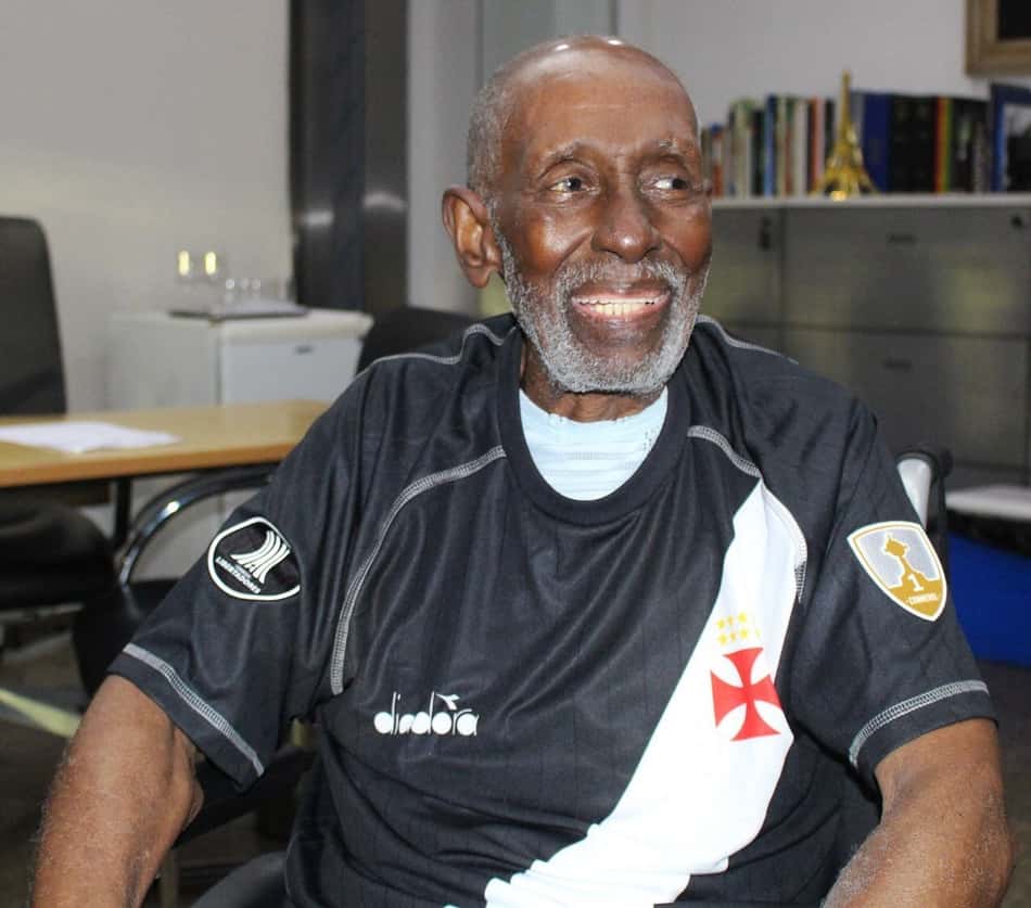 Vascaíno ilustre, morre sambista Nelson Sargento aos 96 anos após ser diagnosticado com Covid-19