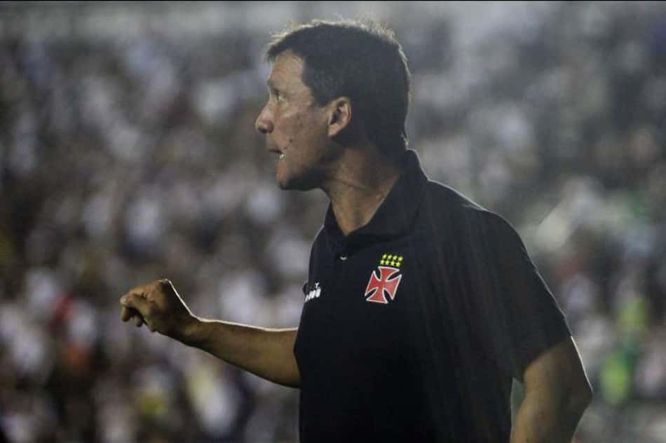 Vasco tem esperança em manter Zé; cúpula vê técnico como essencial