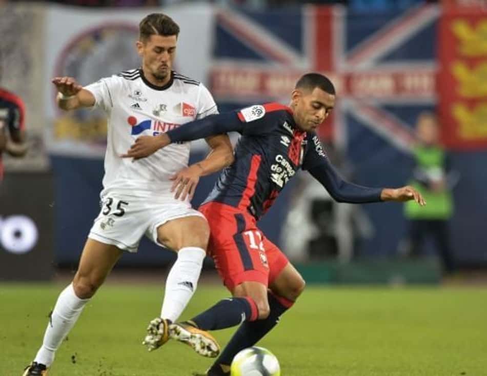 'Duelo é importantíssimo contra a degola', diz brasileiro do Amiens