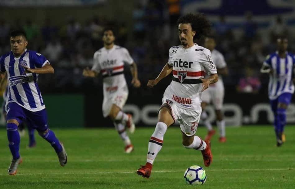 Valdívia celebra pedido da torcida por sua estreia: 'Entrei mais tranquilo'