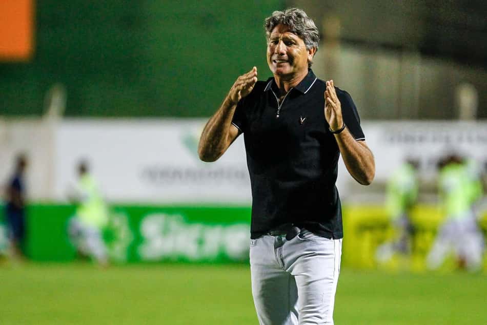 Renato fica revoltado com denúncia e chama procurador de "Colorado"