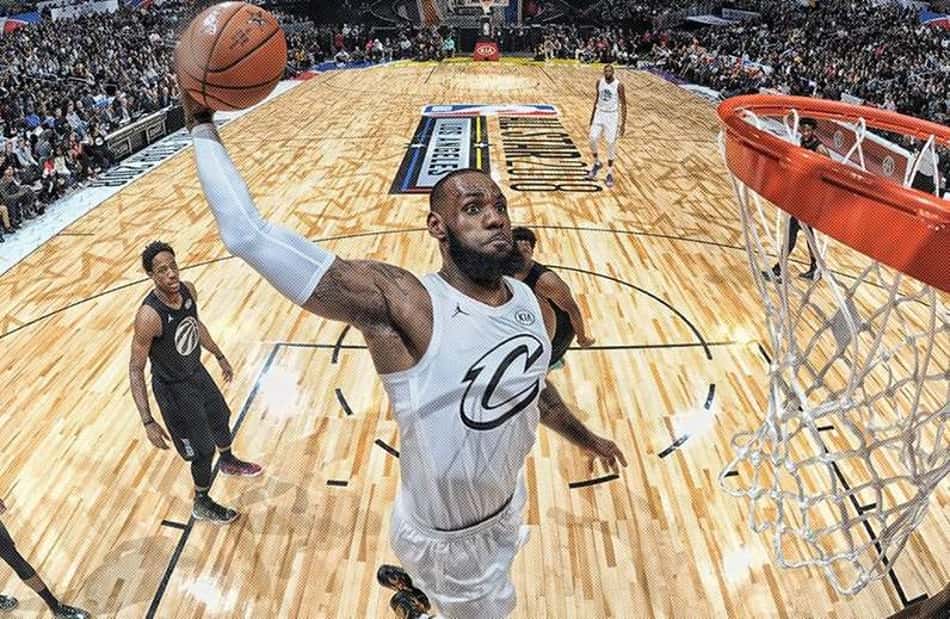 Para Tyronn Lue, LeBron James sente-se obrigado a disputar 82 jogos da temporada