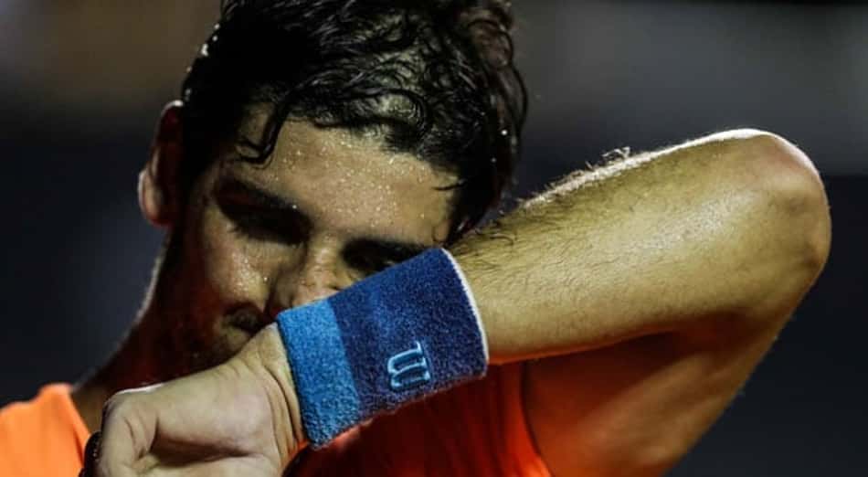 Bellucci volta ao Brasil depois de ter COVID e quarentena na Rep. Tcheca