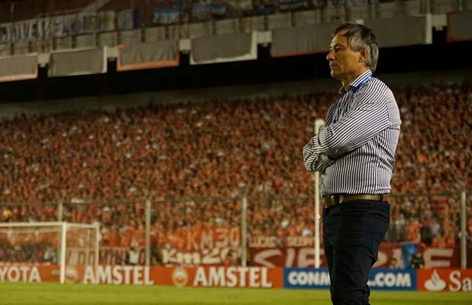 Técnico do Independiente lamenta chances desperdiçadas: "O resultado seria outro"