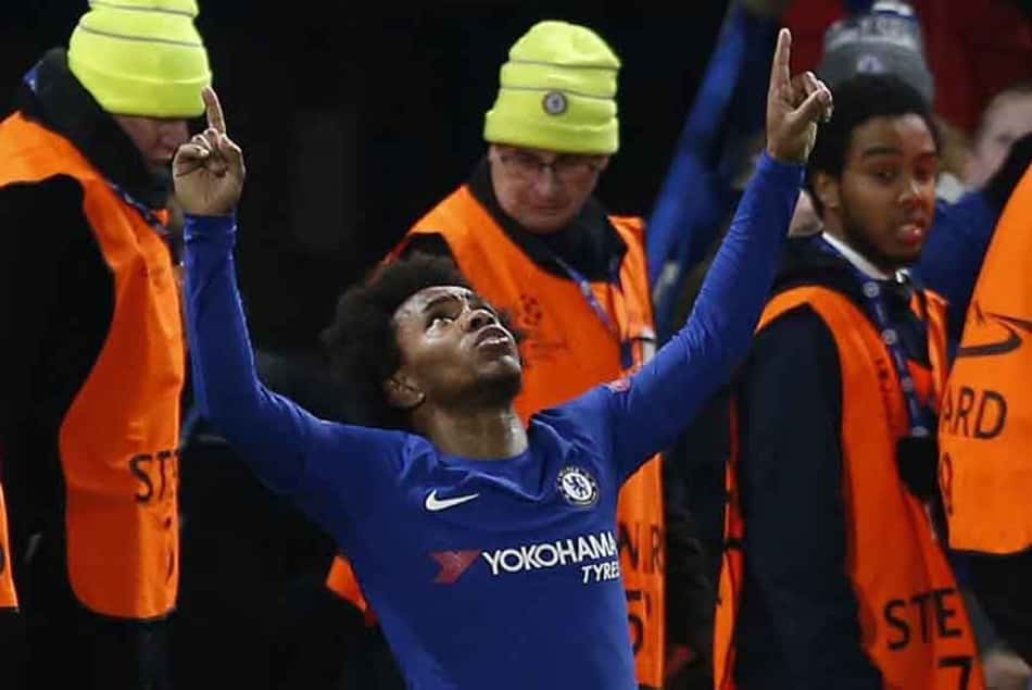 Willian - O brasileiro teve uma atuação de gala no empate por 1 a 1 entre Chelsea e Barcelona, no jogo de ida das oitavas de final da Liga dos Campeões. Foi o melhor em campo no Stamford Bridge, marcando um gol, parando na trave duas vezes e também conseguindo grandes jogadas individuais.