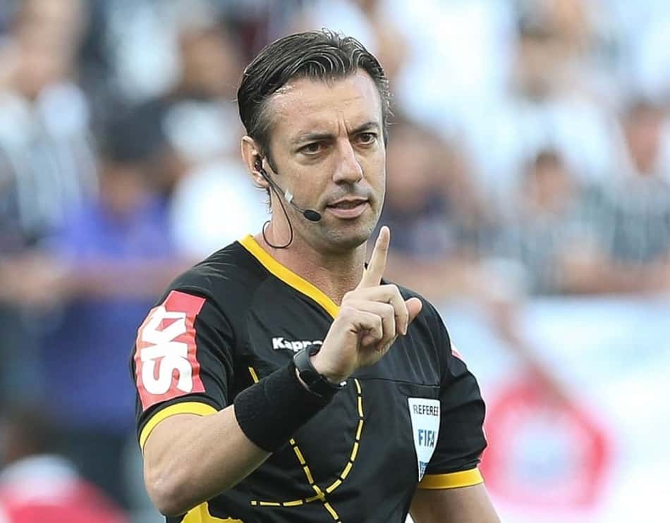 Raphael Claus apita quartas de final do Paulistão entre Red Bull Bragantino e Palmeiras