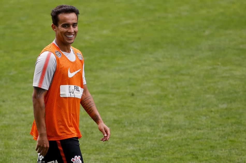 Jadson será poupado domingo, e Renê deve desfalcar Timão na Libertadores