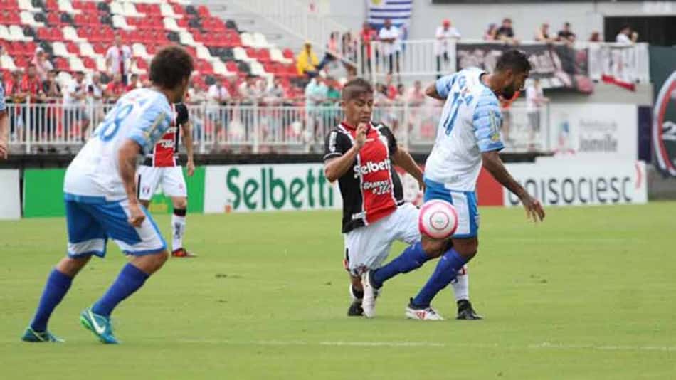 Em clássico Avaí vence Joinville fora de casa e segue na busca dos líderes