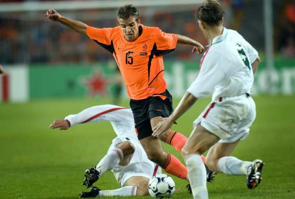 Ídolo da Holanda analisa relação com Van Gaal e relembra situações inusitadas: 'Me deixava louco'