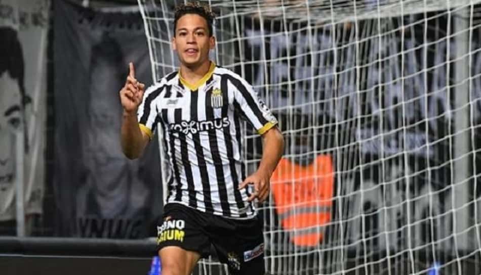 Meia-atacante peruano estaria próximo de trocar a Bélgica pela Alemanha