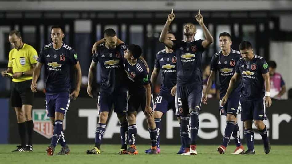 "Vamos desfrutar muito essa vitória fora de casa", afirma técnico da Universidad de Chile