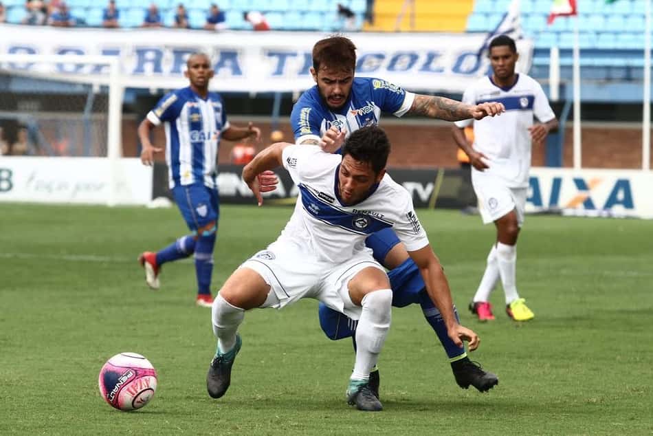 Com Avaí em vantagem, João Paulo pede cautela contra o Fluminense