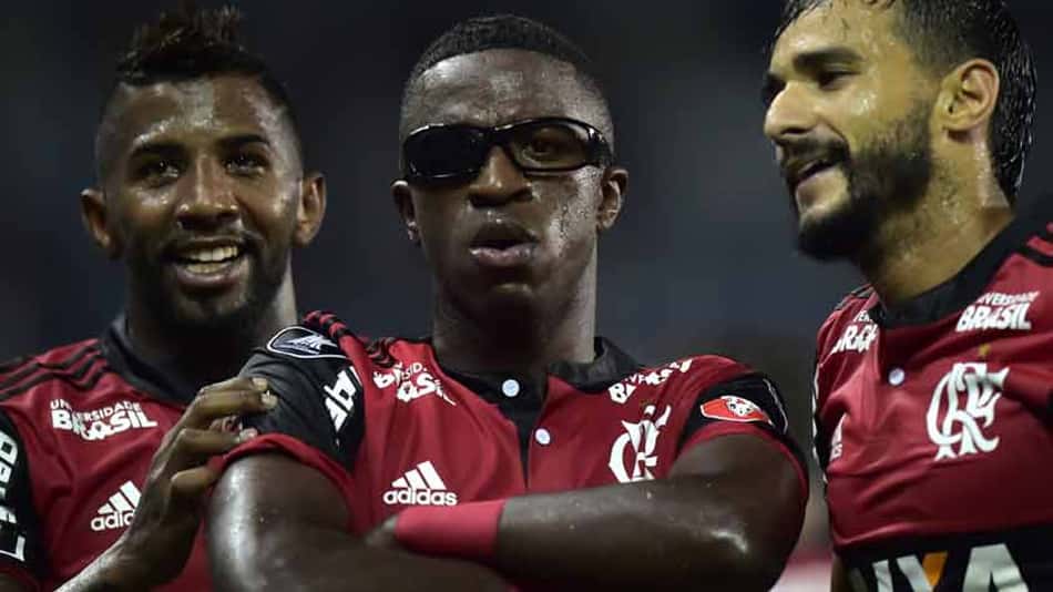 ATUAÇÕES: Vinicius Jr decide com belos gols na vitória do Flamengo