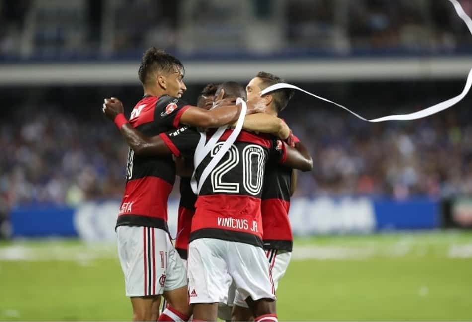 'Dever cumprido': Fla volta ao Rio com clima mais leve após vitória fora