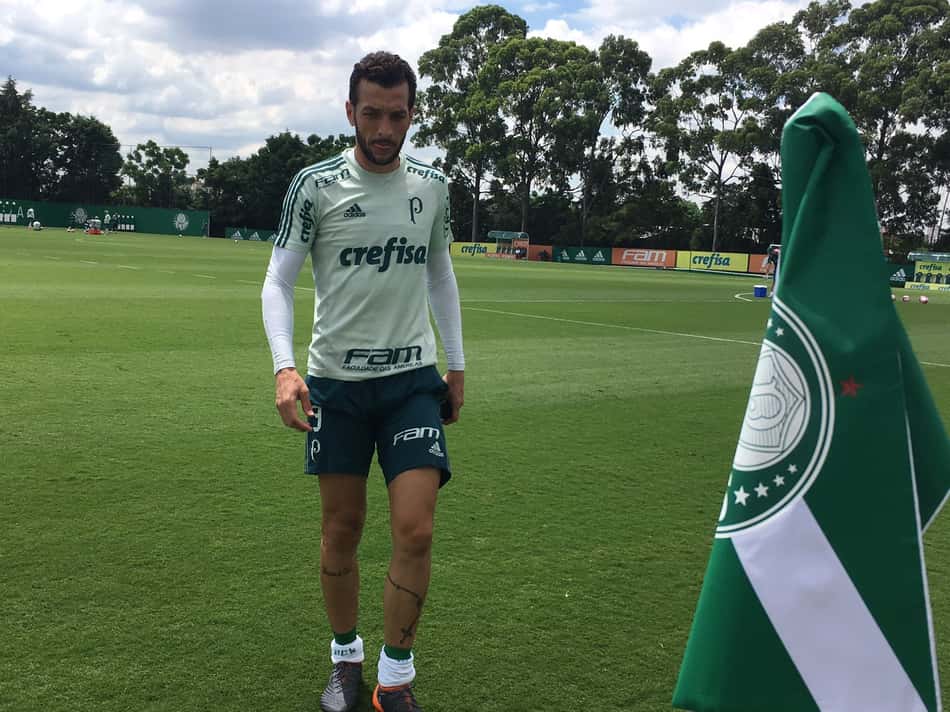 Edu Dracena no treino desta sexta-feira