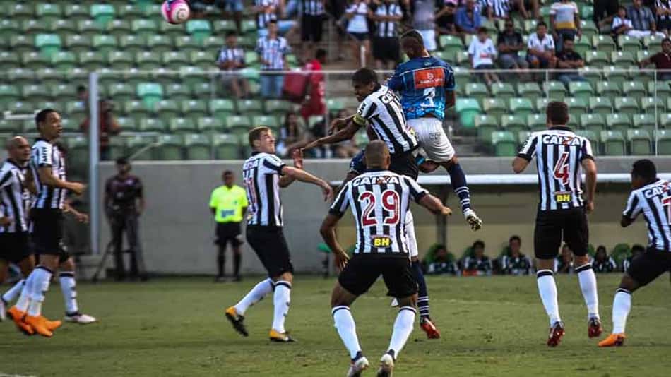 Atlético x URT