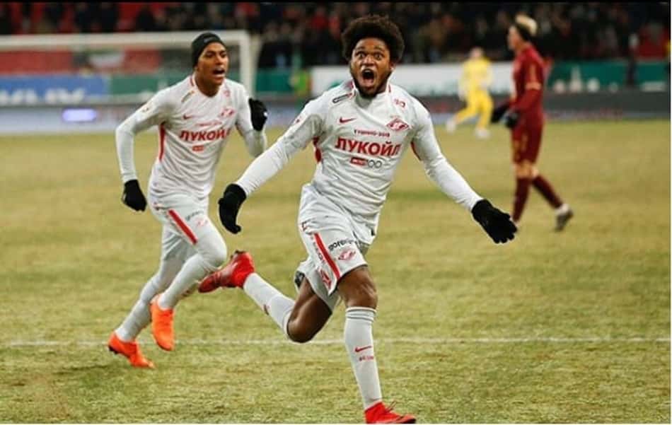 Luiz Adriano tem o interesse de retornar ao Internacional