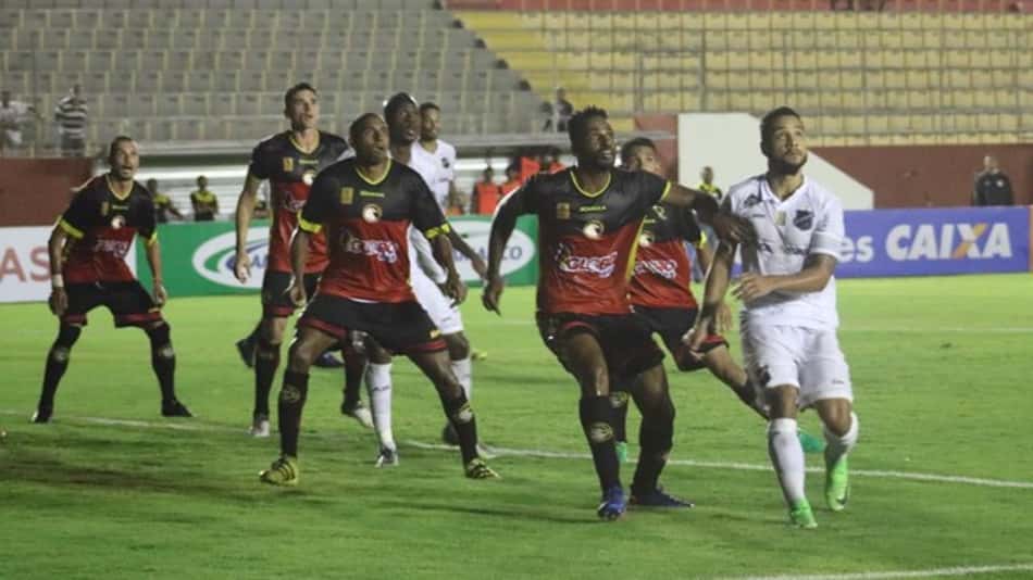 Globo derrota ABC e segue vivo na Copa do Nordeste