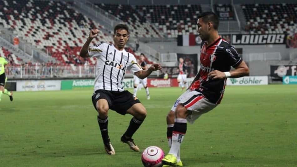 Expulsão prejudica Figueirense, que perde para Joinville fora de casa