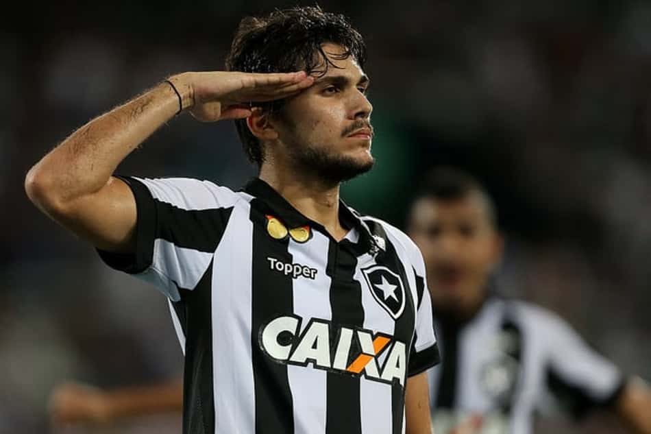 Vasco 2 x 3 Botafogo: as imagens do clássico