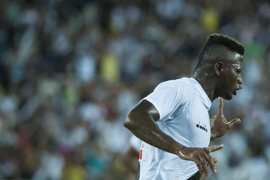 Riascos se despede do Vasco: 'Para sempre estará no meu coração'