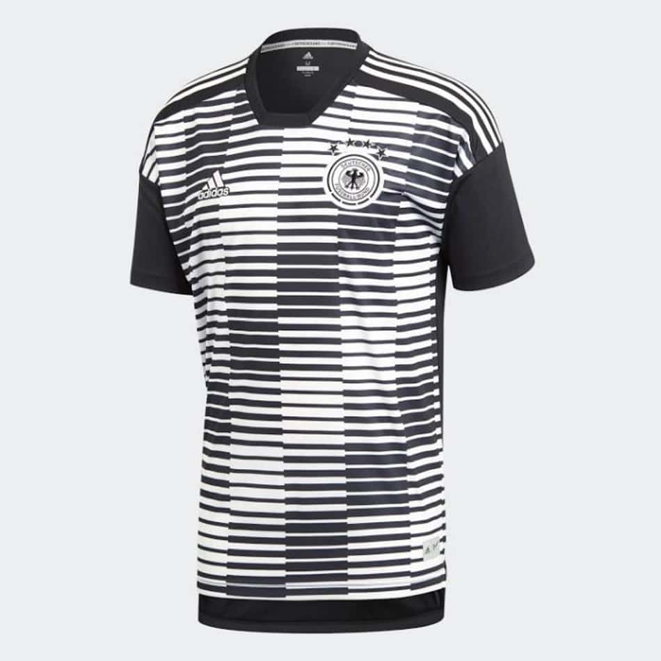 Seleções da Adidas na Copa do Mundo conhecem camisas do pré-jogo. Peças são feitas com plástico retirado do oceano
