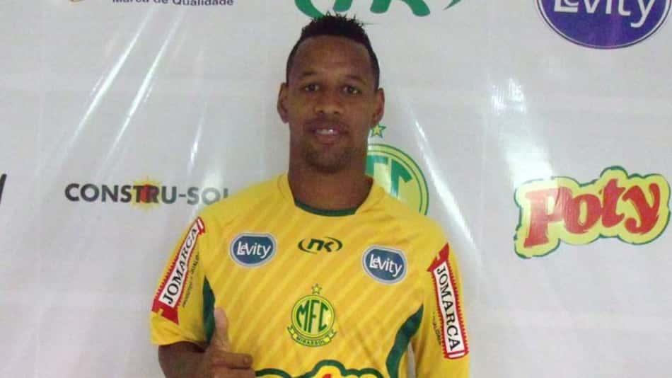 Eliminado no Estadual, Atlético-GO acerta contratação de atacante