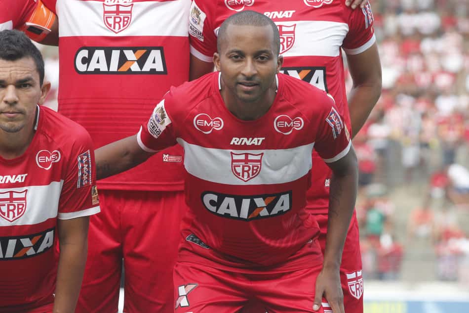 Willians Santana tenta manter ânimo do CRB em meio a chances remotas de acesso