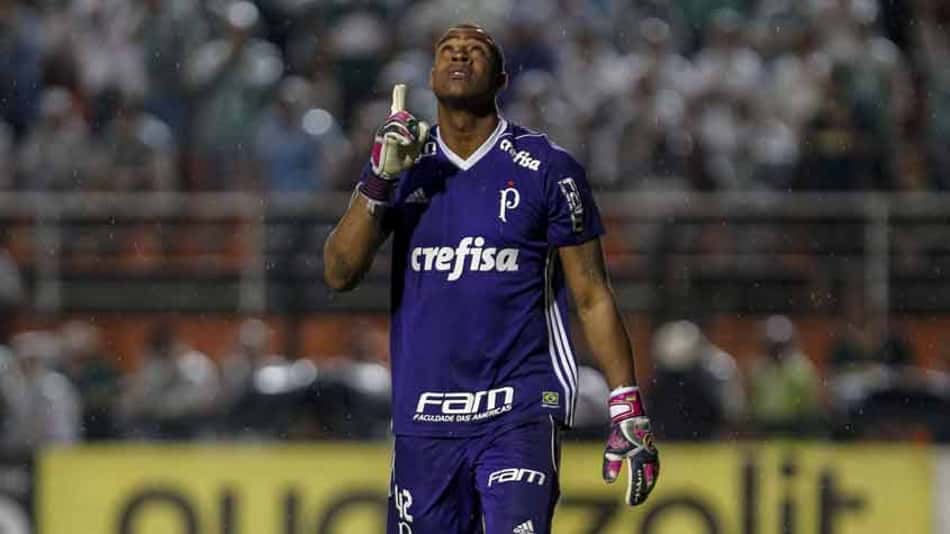 Sempre ele! Jailson voltou a ser fundamental em um êxito do Palmeiras. Após derrota para o Santos por 2 a 1, no Pacaembu, o goleiro foi vital nas cobranças de pênalti, pegando a cobrança de Diogo Vitor. No jogo de ida, ele havia segurado o triunfo (notas por Alexandre Guariglia) 