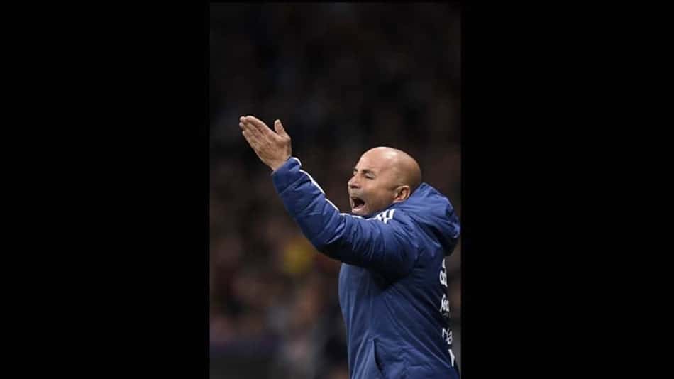 Jorge Sampaoli não gostou nem um pouquinho de sua Argentina: goleada de 6 a 1 sofrida para a Espanha