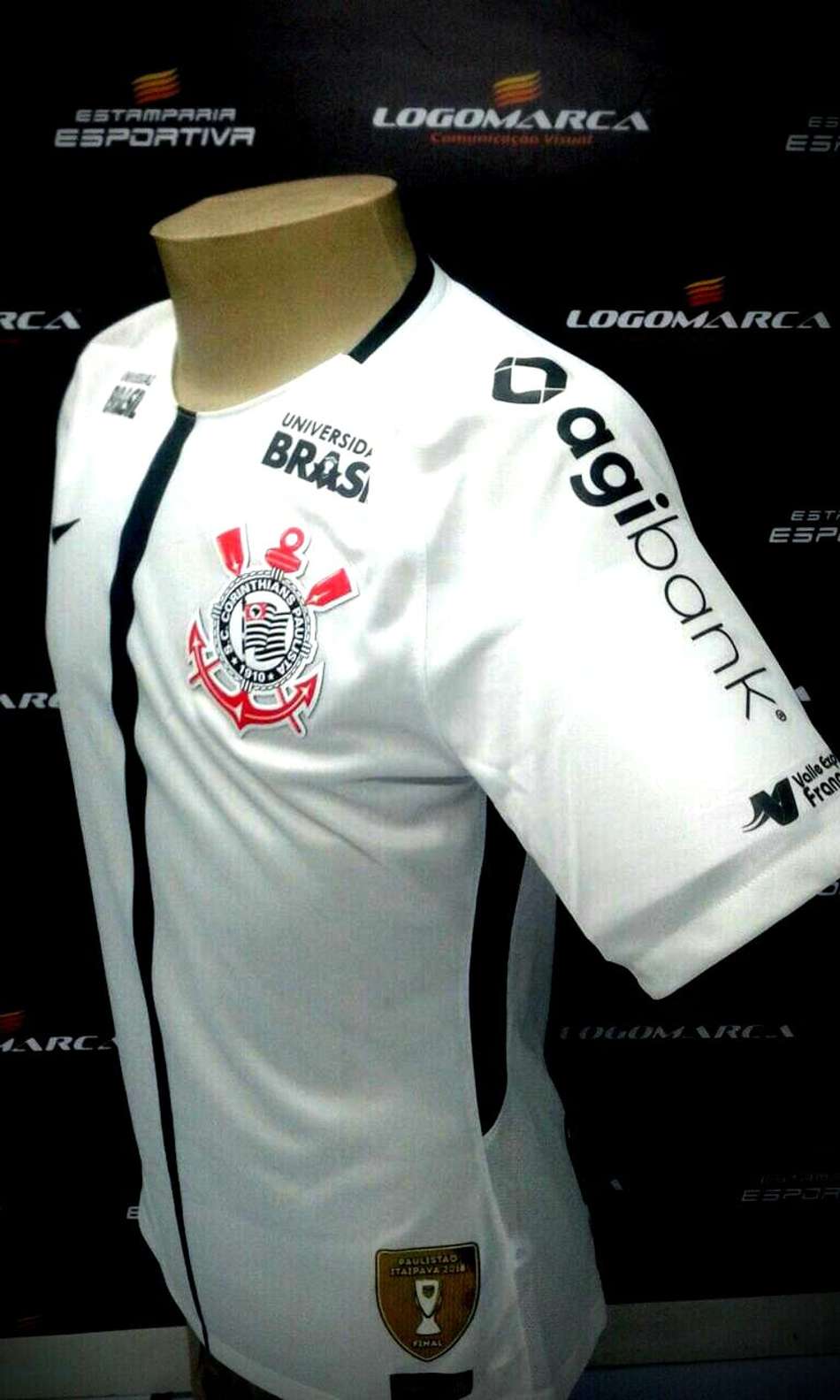 Camisa do Corinthians com novo patrocinador