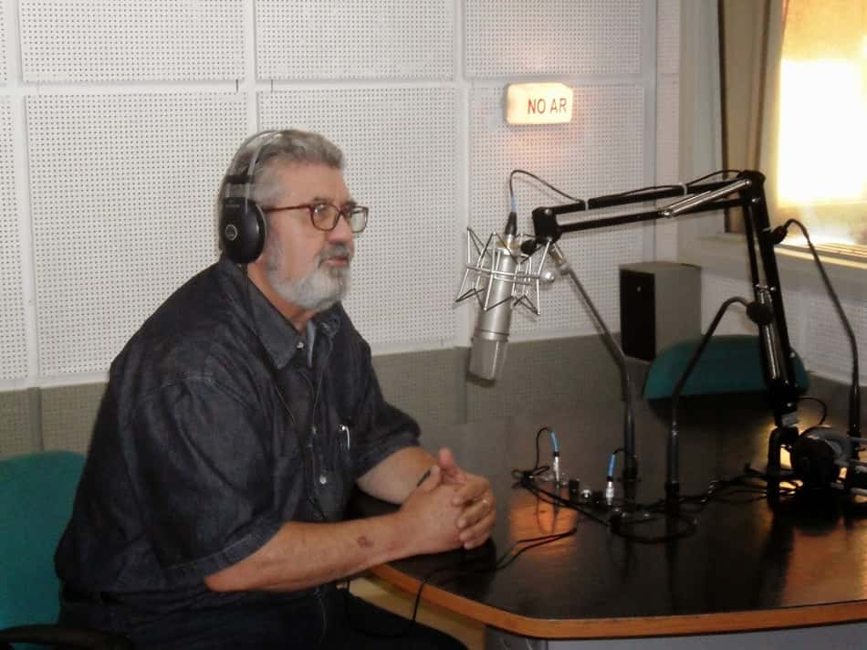 Jornalista incita torcedores do Brasil para irem "disfarçados" a Arena