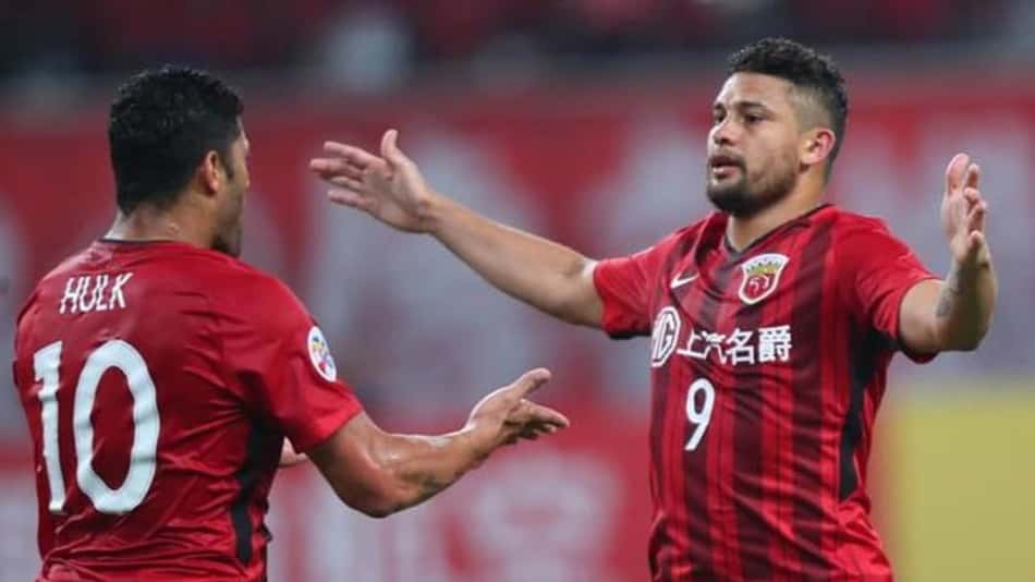 Elkeson marca e garante empate do Shanghai SIPG na Champions da Ásia