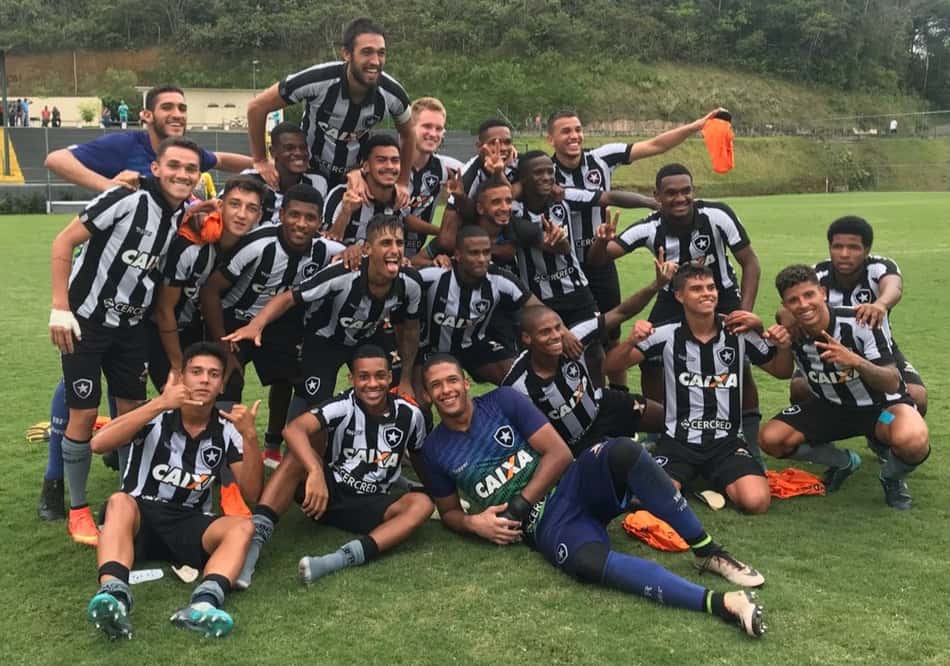 Botafogo volta a vencer o Figueirense e avança na Copa do Brasil Sub-20