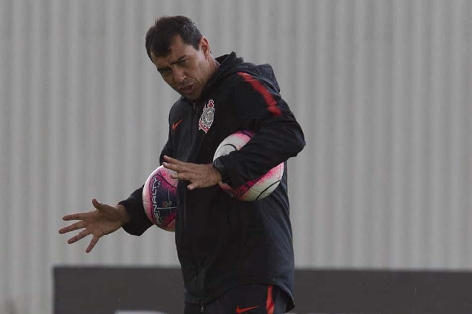 Fábio Carille ainda faz mudanças no Timão