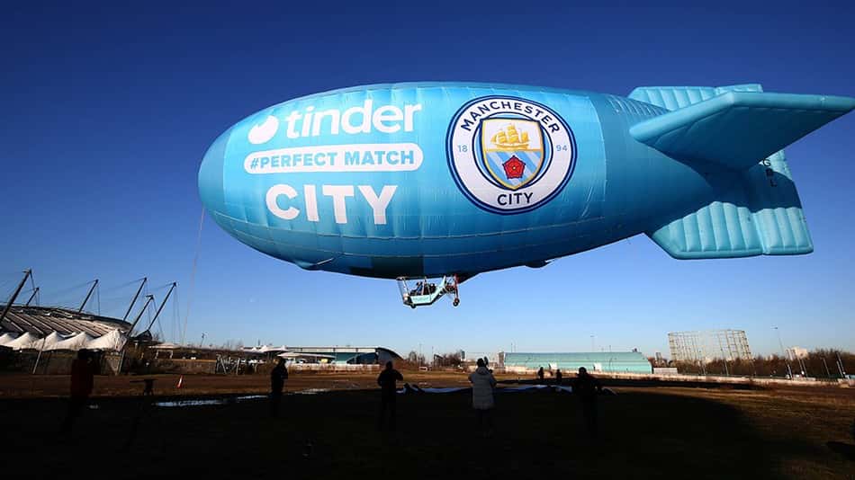 Parceria Manchester City e Tinder