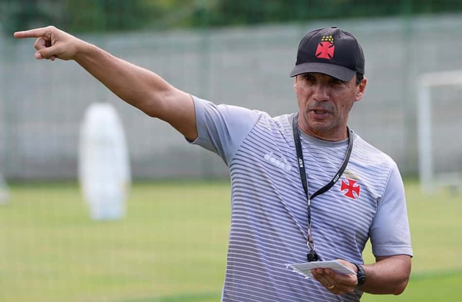 Em negociação com o Vasco, Zé Ricardo pediu demissão em meio a turbulência no clube