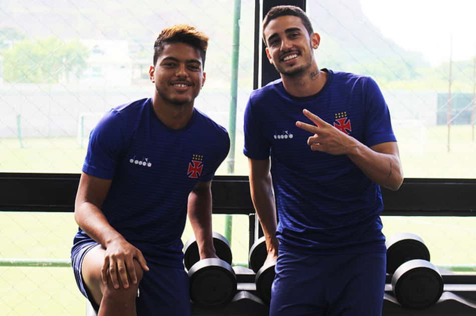 Evander e Thiago Galhardo