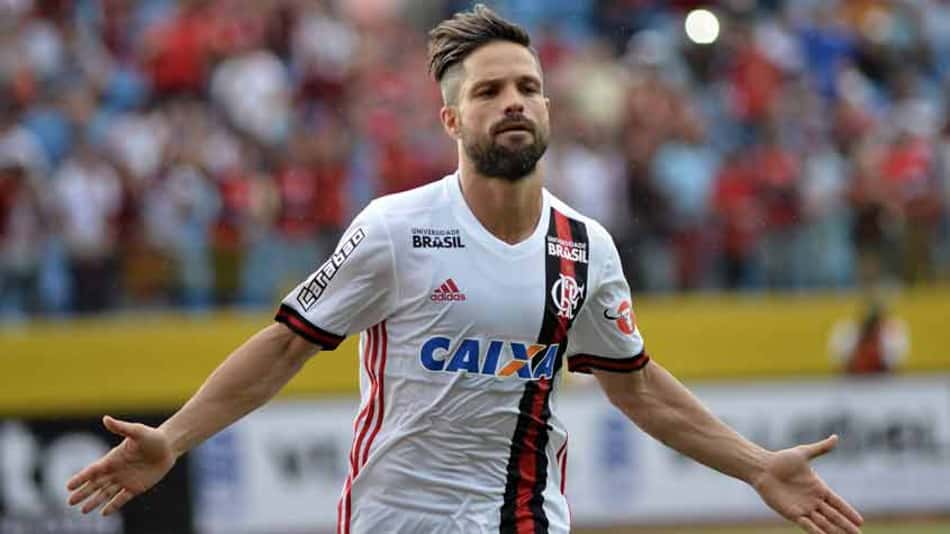 Flamengo joga dois tempos distintos, para deixar Renato em dúvida