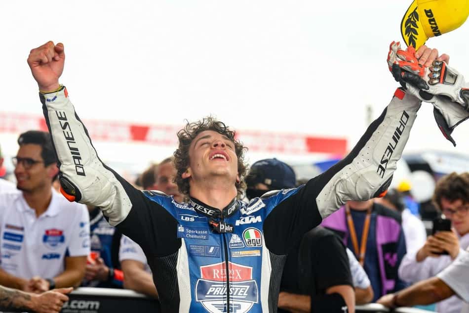 Marco Bezzecchi vence corrida dramática em Motegi