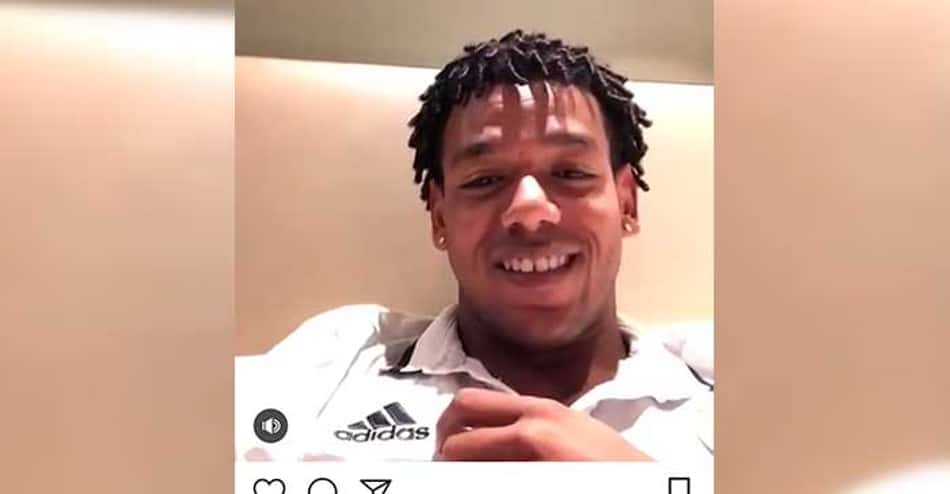 Romarinho grava vídeo: 'Acharam que eu não ia aparecer, porcada?'; assista