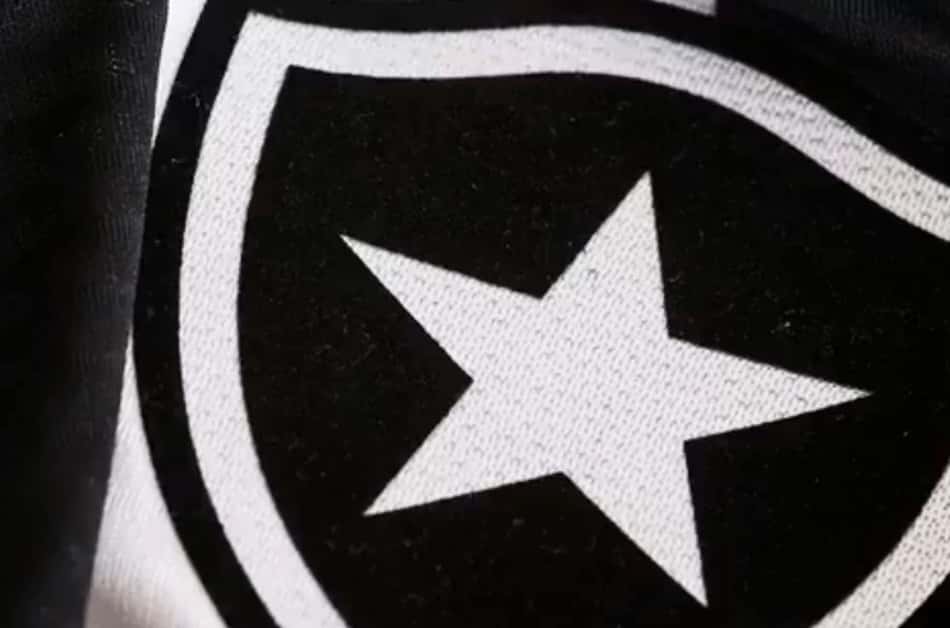Botafogo chega a acordo com Casa de Apostas para patrocínio por um ano