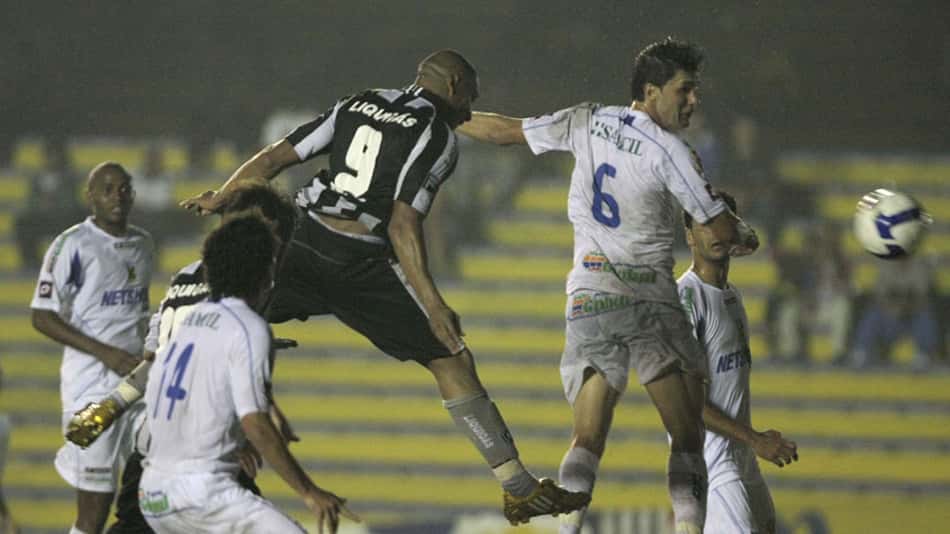 Contra a degola, Botafogo olha para 2009, mas sabe que precisa reagir