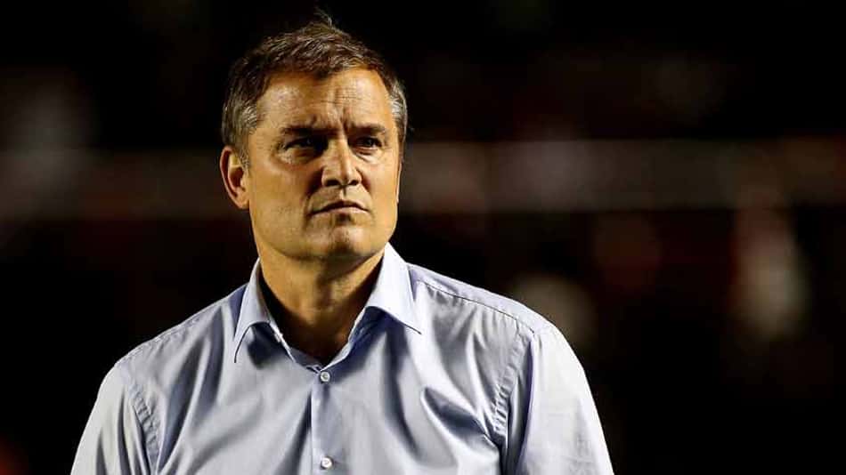 Aguirre respira fundo: 'Assumimos que a eliminação foi um fracasso'
