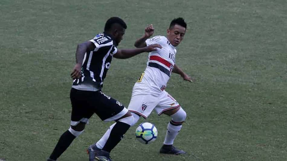 ATUAÇÕES: Everton tem estreia discreta e Nenê 'incendeia' o time